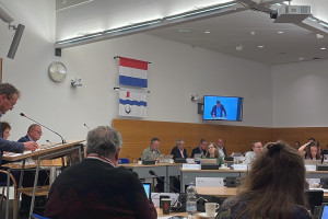 PvdA, SP, CU, CDA en GroenLinks vragen spoeddebat aan over doorontwikkeling Vlietland Noord